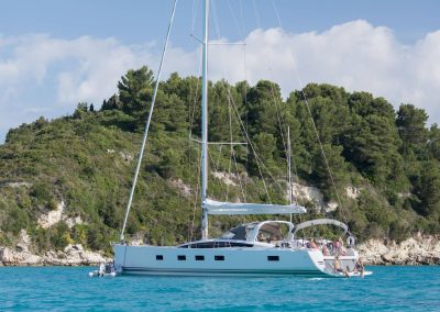 Jeanneau 64 -013