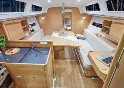 Sun Odyssey 319 -024