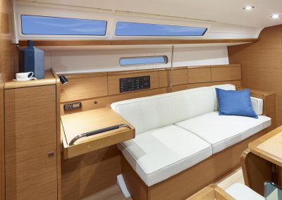 Sun Odyssey 389 -023