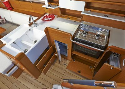 Sun Odyssey 44 DS -005